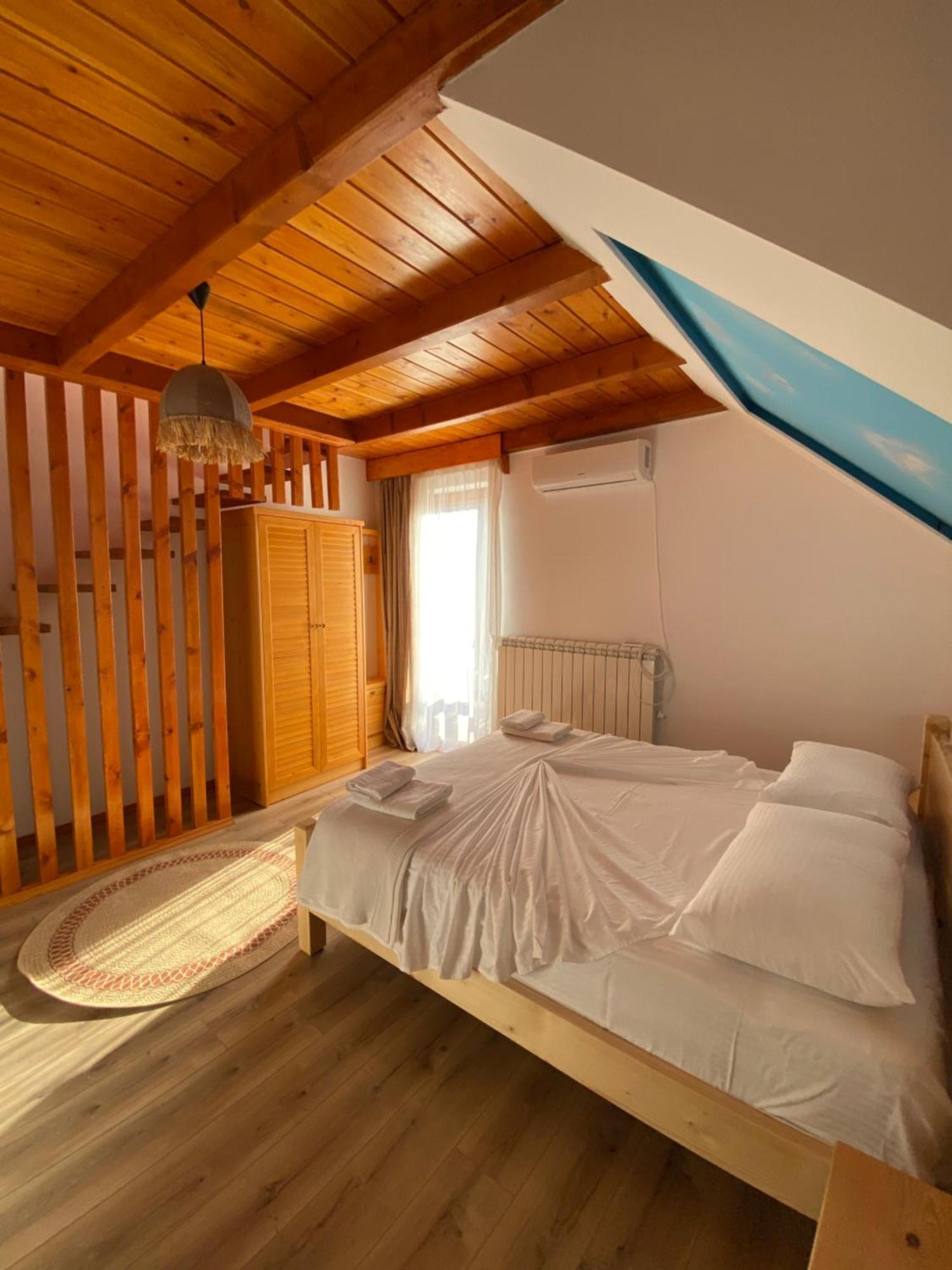 Gegest Hotel Theth Eksteriør billede