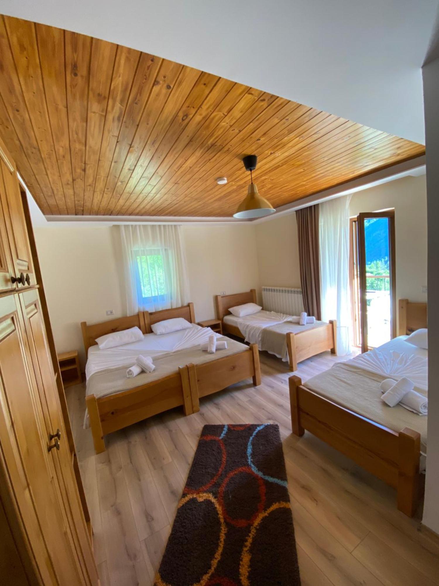 Gegest Hotel Theth Eksteriør billede